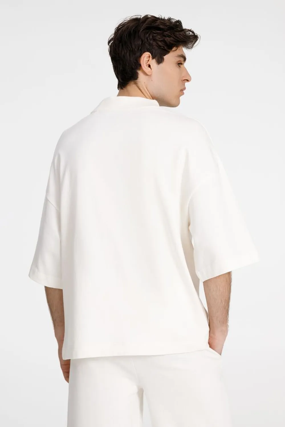 Футболка оверсайз унисекс T9, молочно-белая, размер XL/XXL заказать онлайн с вашим дизайном на заказ в Москве и области