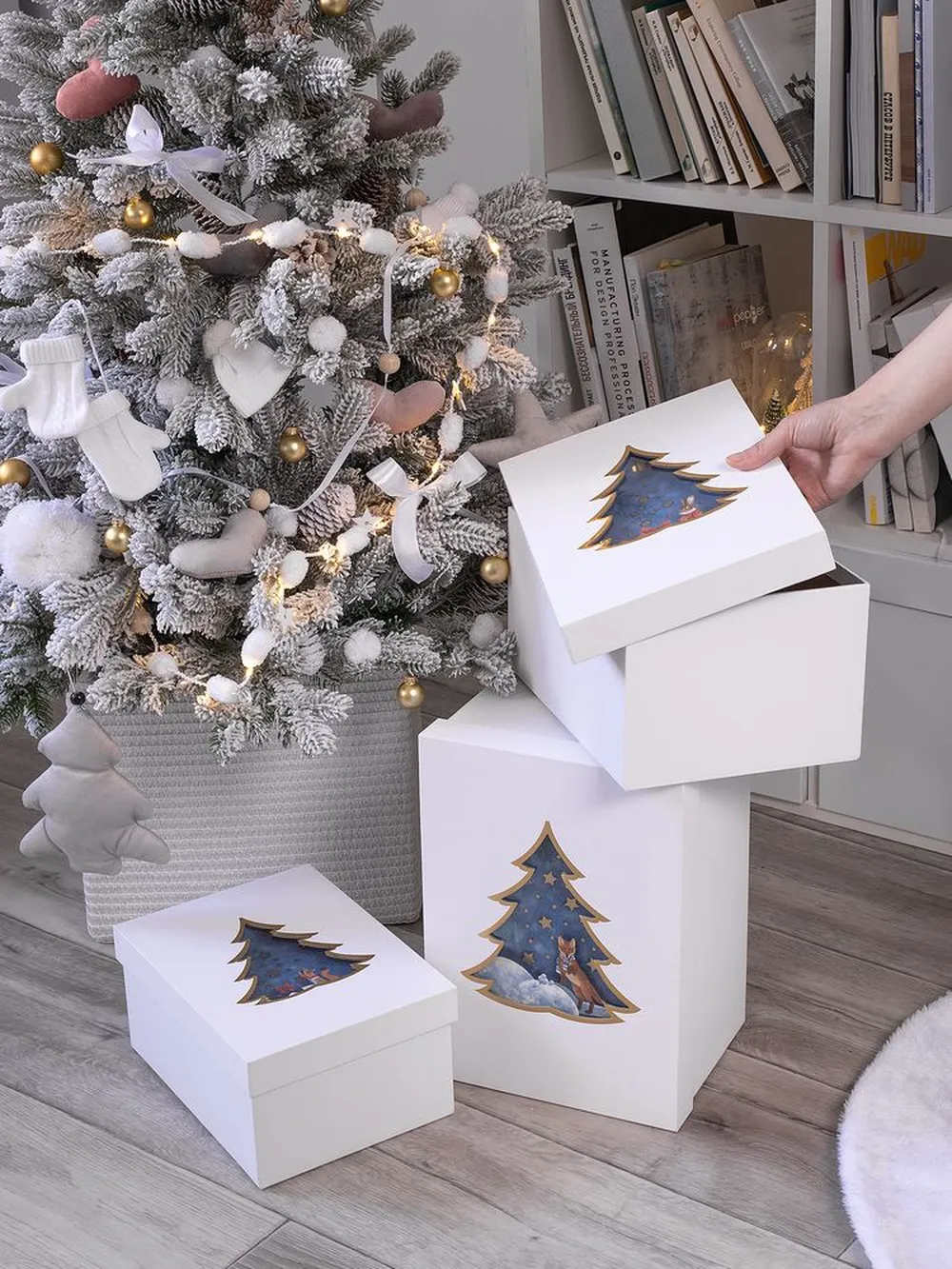 Коробка Christmas Tree, L заказать онлайн с вашим дизайном на заказ в Москве и области