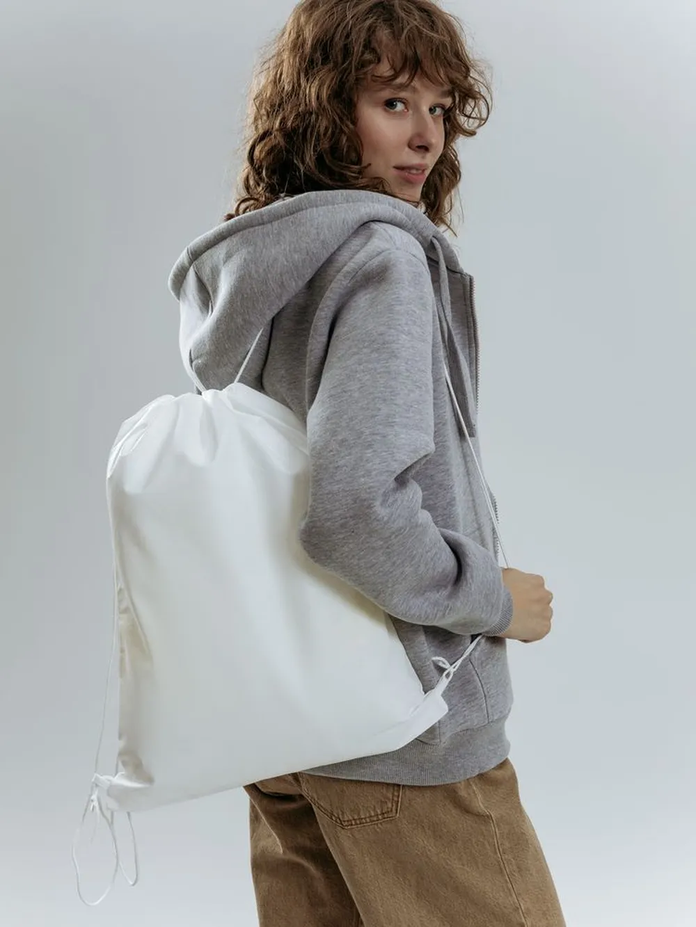 Рюкзак-мешок Fitbag, белый заказать онлайн с вашим дизайном на заказ в Москве и области