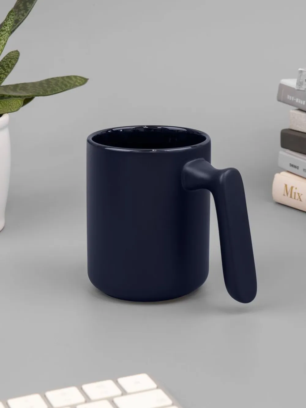 Кружка Visari, темно-синяя заказать онлайн с вашим дизайном на заказ в Москве и области