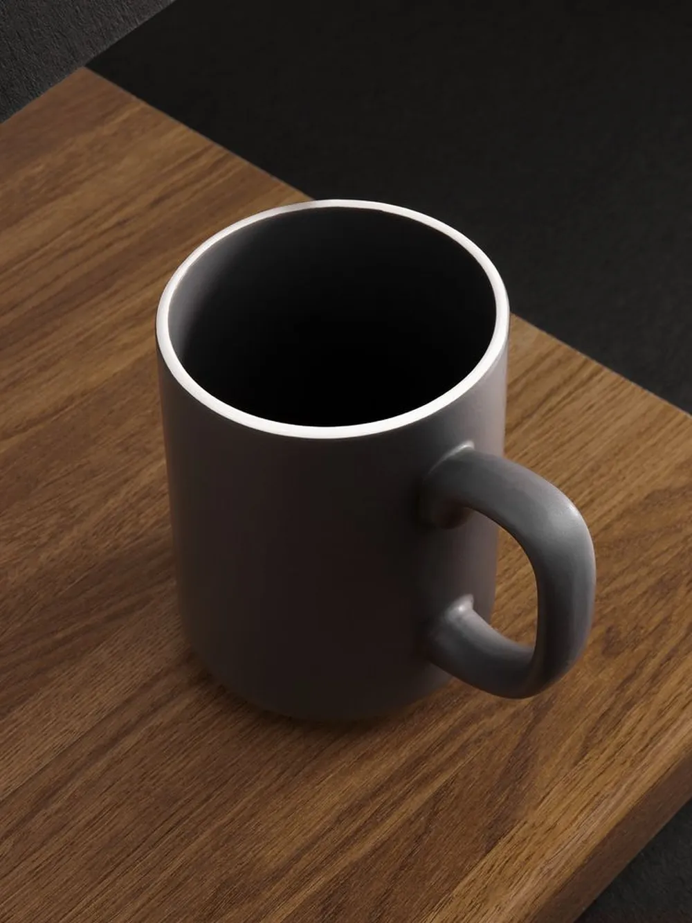 Кружка Mugful, темно-серая (графитовая) заказать онлайн с вашим дизайном на заказ в Москве и области