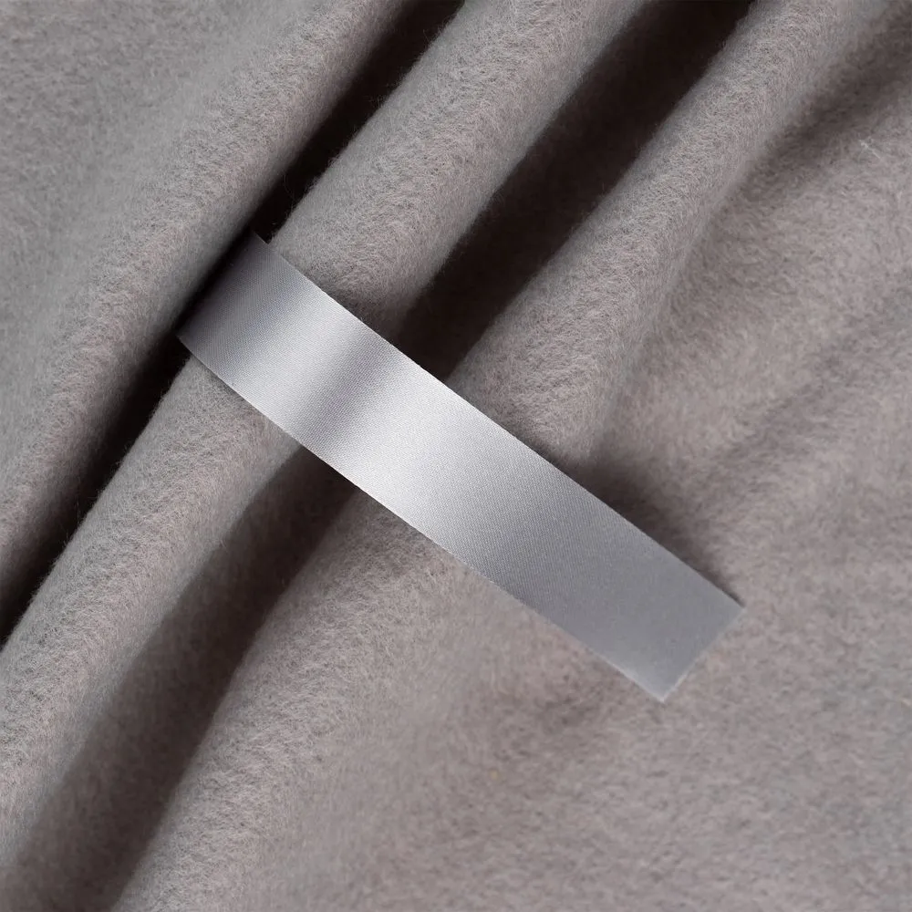Лента сатиновая Satin 20 M, серая, 80 см заказать онлайн с вашим дизайном на заказ в Москве и области