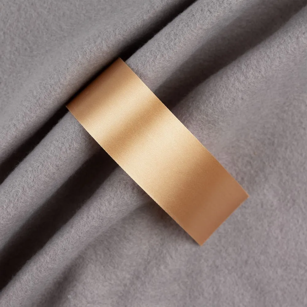 Лента сатиновая Satin 35 S, бежевая, 10 см заказать онлайн с вашим дизайном на заказ в Москве и области