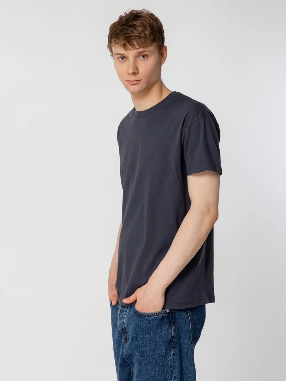 Футболка Regent 150 серая (стальная), размер L заказать онлайн с вашим дизайном на заказ в Москве и области