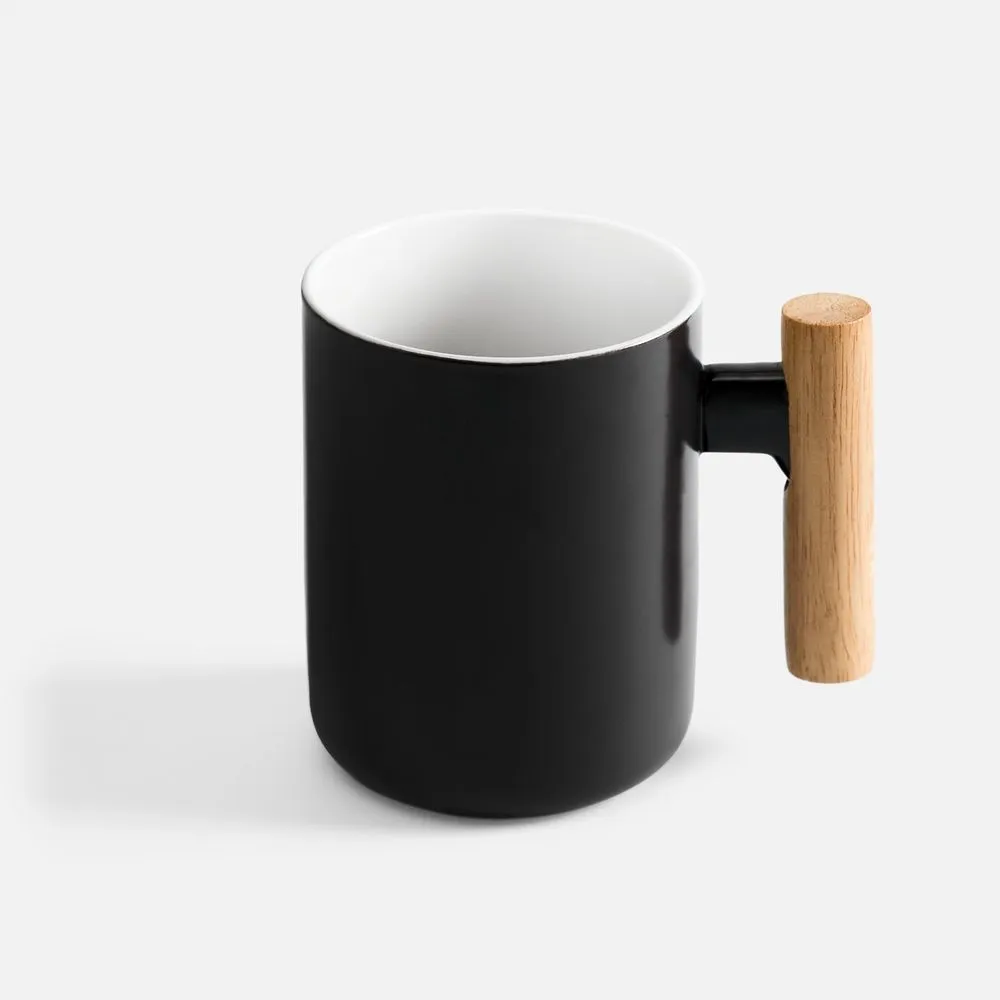 Кружка с ложкой Eco Fusion, черная заказать онлайн с вашим дизайном на заказ в Москве и области