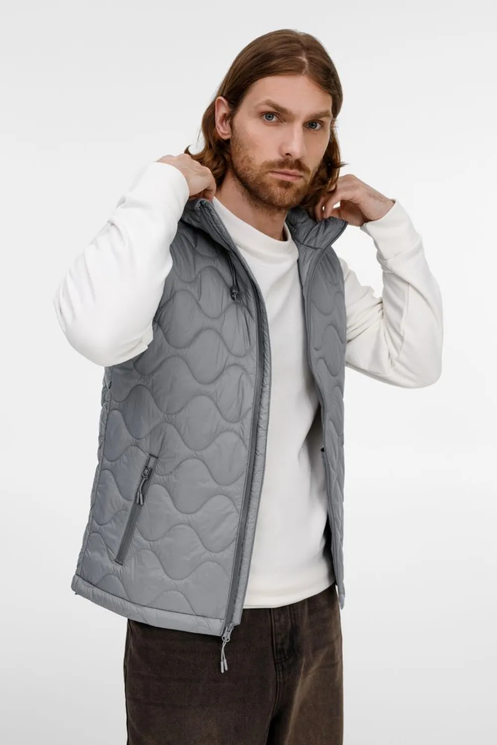 Жилет унисекс Tarnaby, светло-серый, размер L заказать онлайн с вашим дизайном на заказ в Москве и области