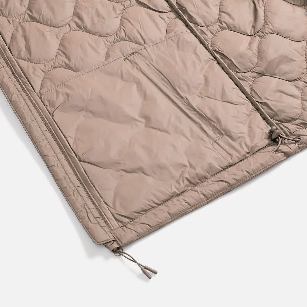 Жилет унисекс Tarnaby, бежевый, размер L заказать онлайн с вашим дизайном на заказ в Москве и области