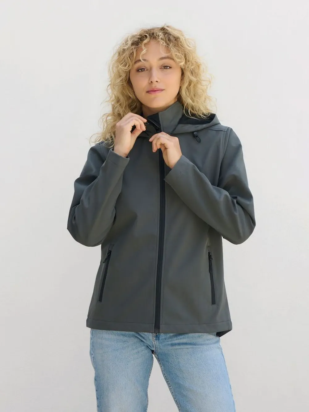 Куртка софтшелл с капюшоном женская Race Women, темно-синяя, размер S заказать онлайн с вашим дизайном на заказ в Москве и области