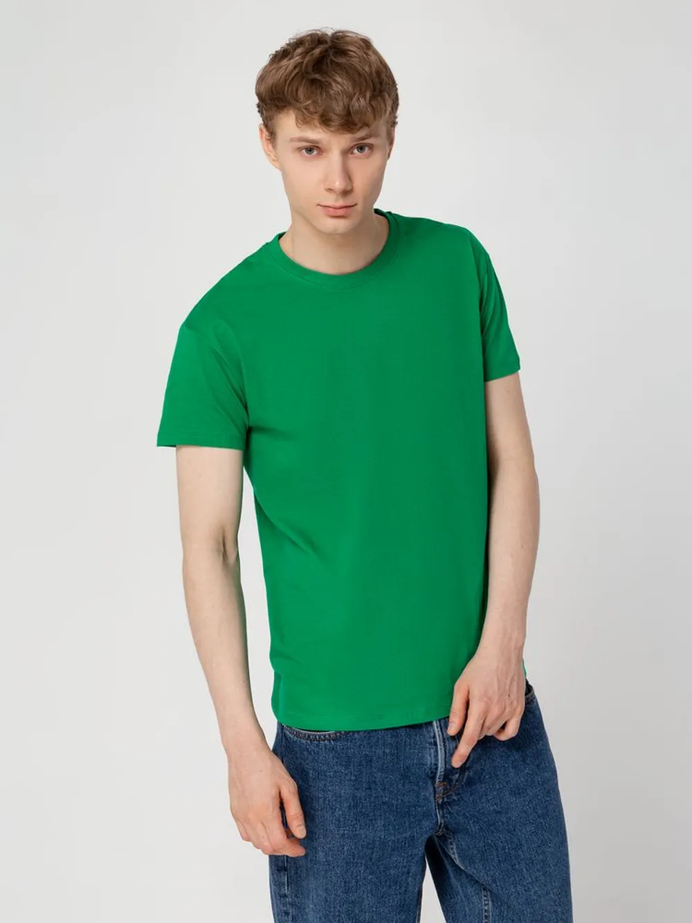 Футболка унисекс Regent 150, темно-зеленая заказать онлайн с вашим дизайном на заказ в Москве и области