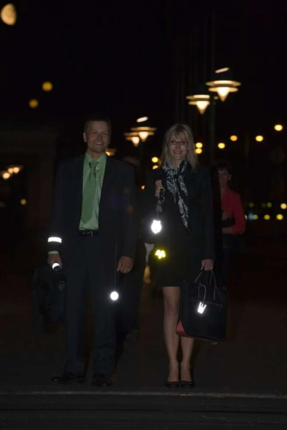 Пешеходный светоотражатель «Круг», синий заказать онлайн с вашим дизайном на заказ в Москве и области