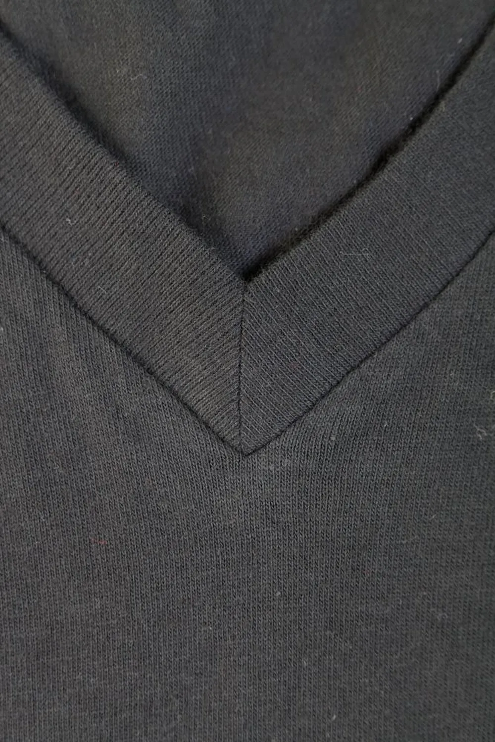 Футболка мужская с глубоким V-обр. вырезом Master 150, хаки, размер S заказать онлайн с вашим дизайном на заказ в Москве и области