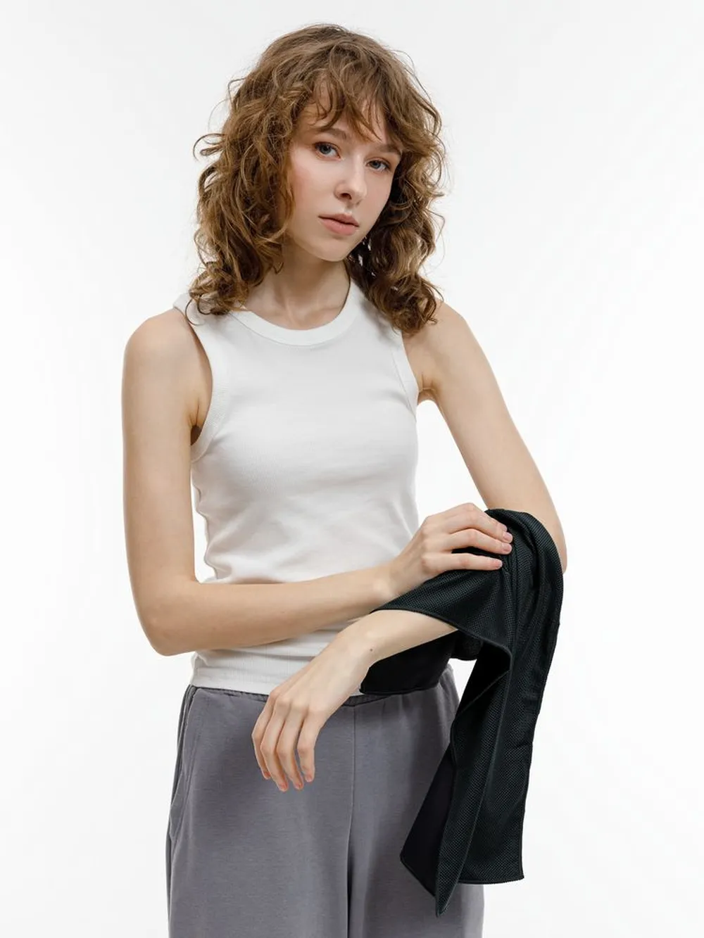 Охлаждающее полотенце Baffin, черное заказать онлайн с вашим дизайном на заказ в Москве и области