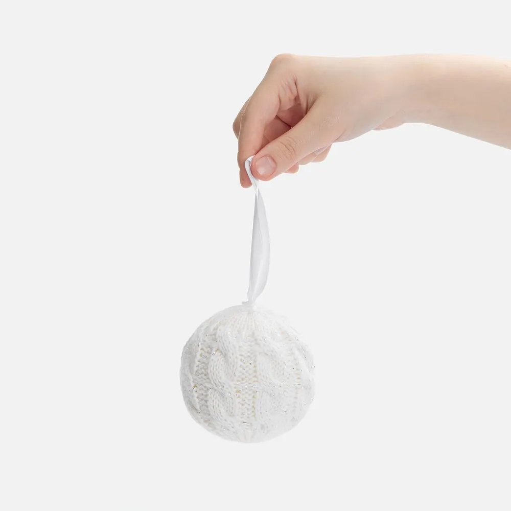 Вязаный шарик «Магия зимы» заказать онлайн с вашим дизайном на заказ в Москве и области