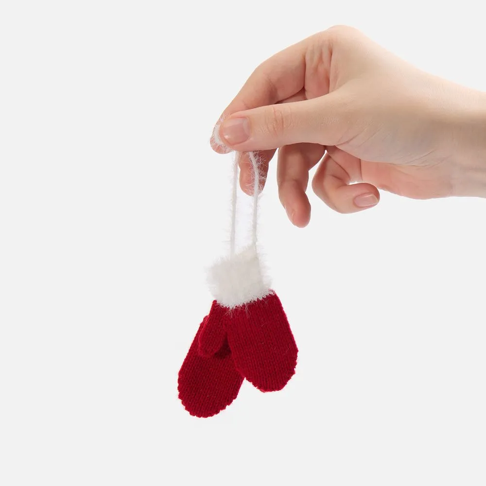 Подвеска на елку «Вьюжка», варежки, красная заказать онлайн с вашим дизайном на заказ в Москве и области