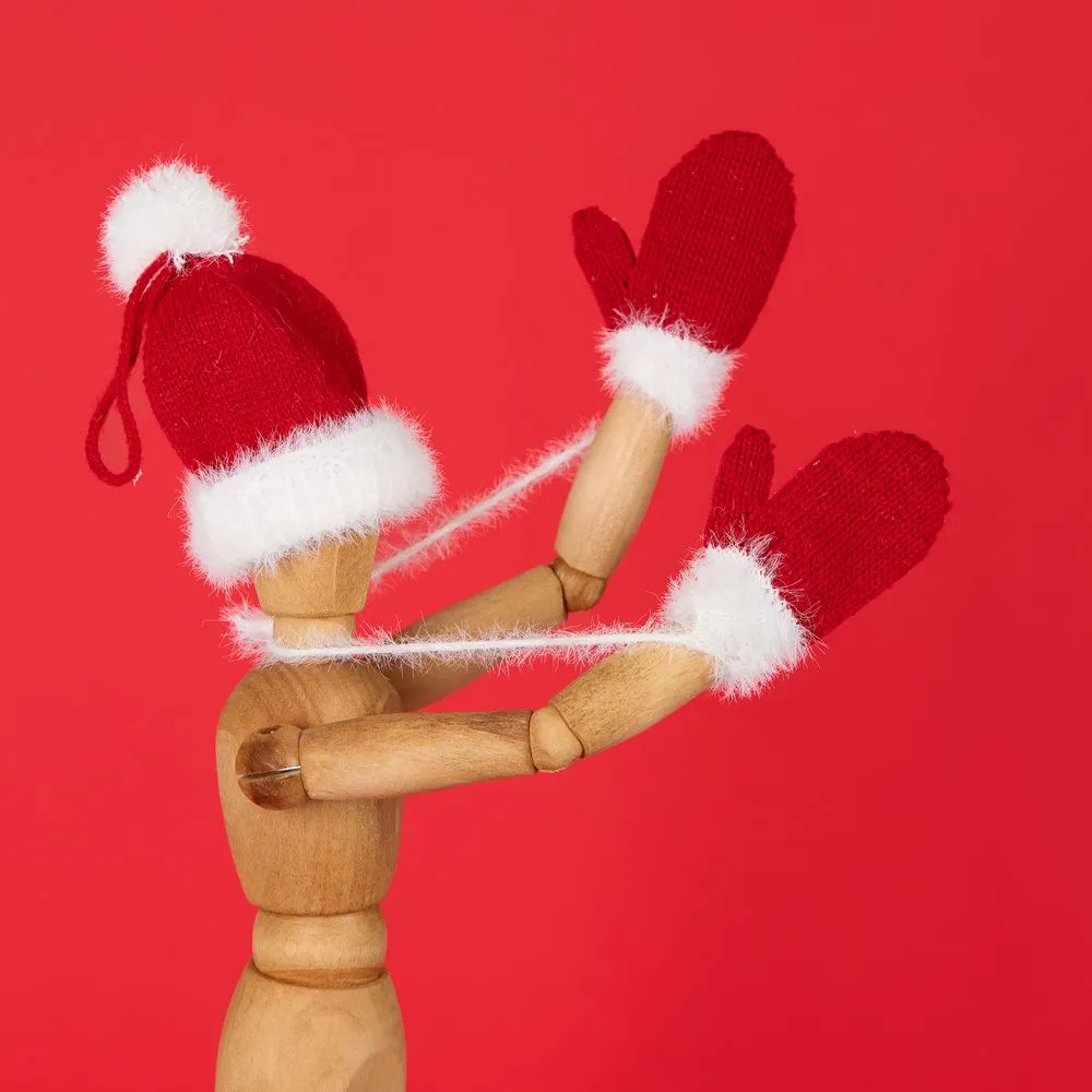 Подвеска на елку «Вьюжка», варежки, красная заказать онлайн с вашим дизайном на заказ в Москве и области