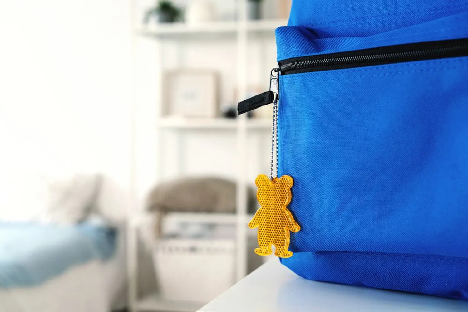 Пешеходный светоотражатель «Мишка», оранжевый заказать онлайн с вашим дизайном на заказ в Москве и области