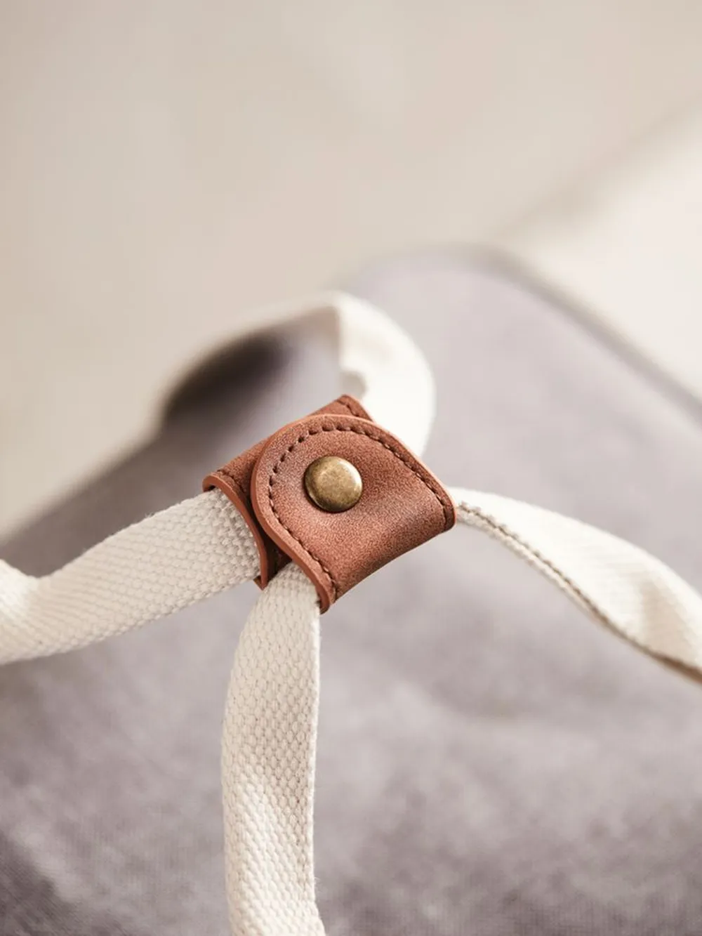 Cумка-холодильник Sortino, серая заказать онлайн с вашим дизайном на заказ в Москве и области