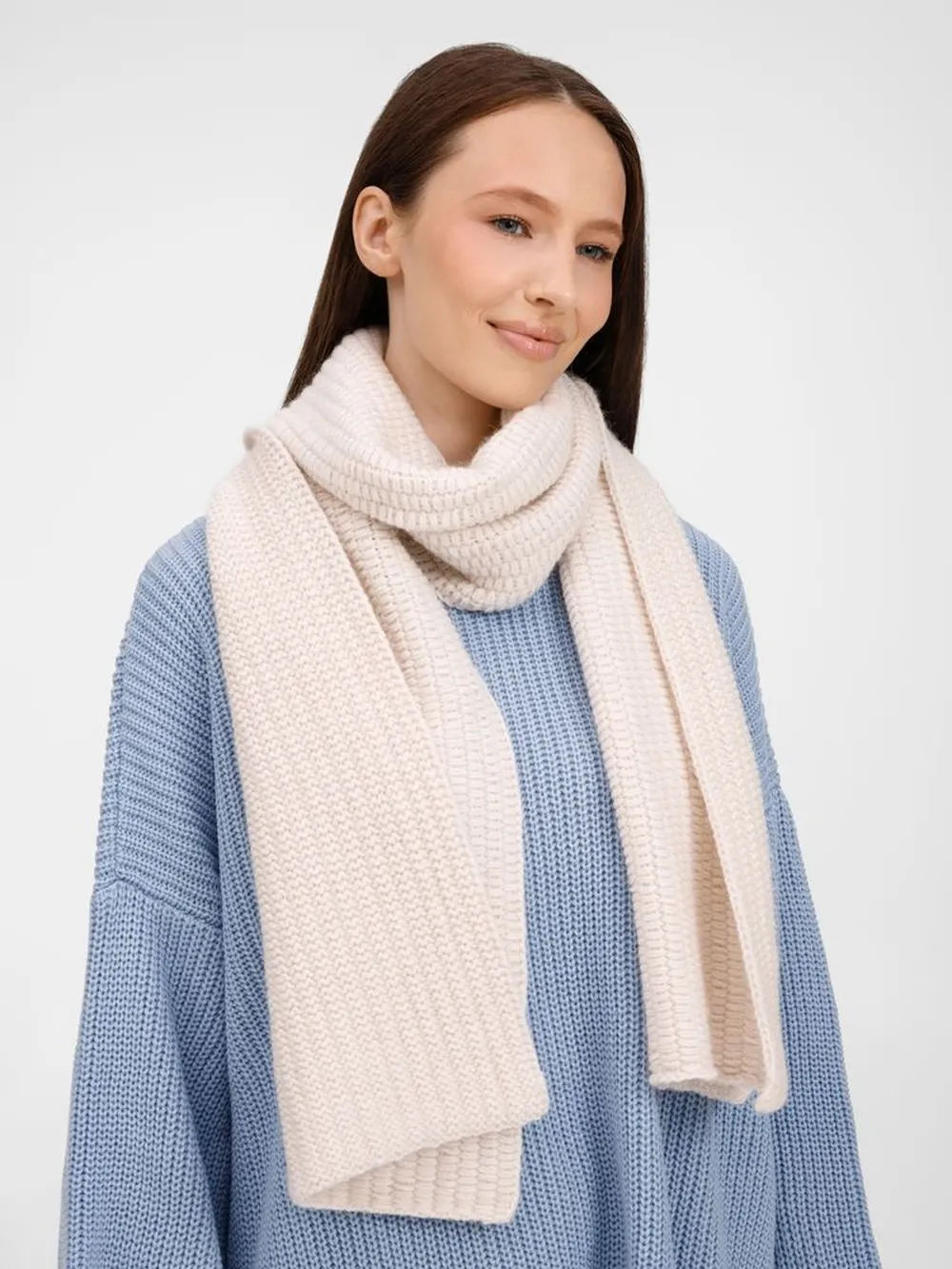 Шарф Frissonelle, жемчужно-белый заказать онлайн с вашим дизайном на заказ в Москве и области