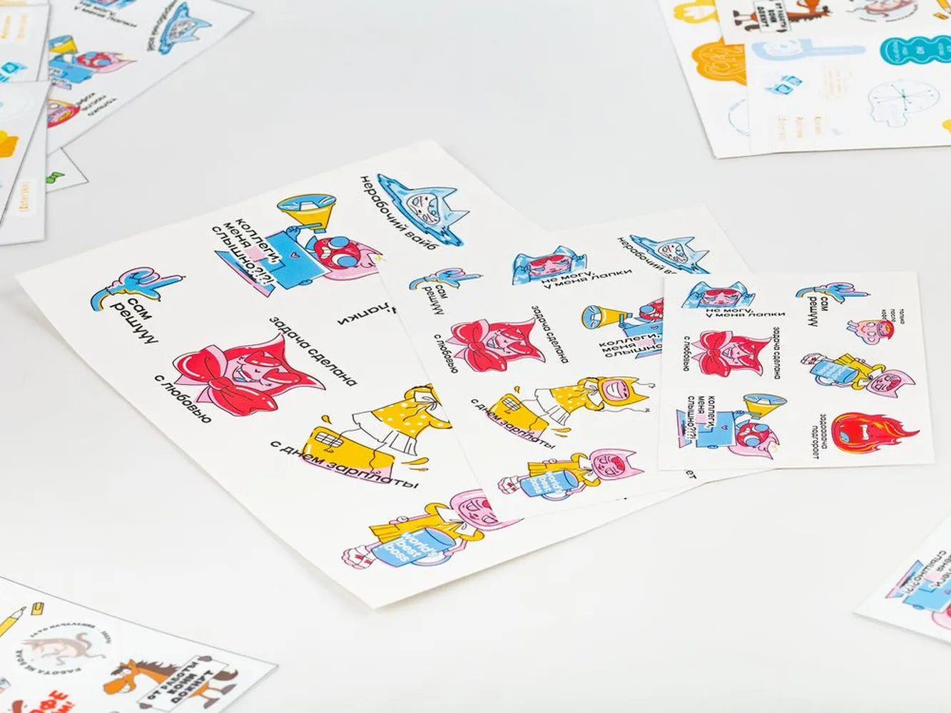 Наклейки бумажные Sticker Pack на заказ, M заказать онлайн с вашим дизайном на заказ в Москве и области