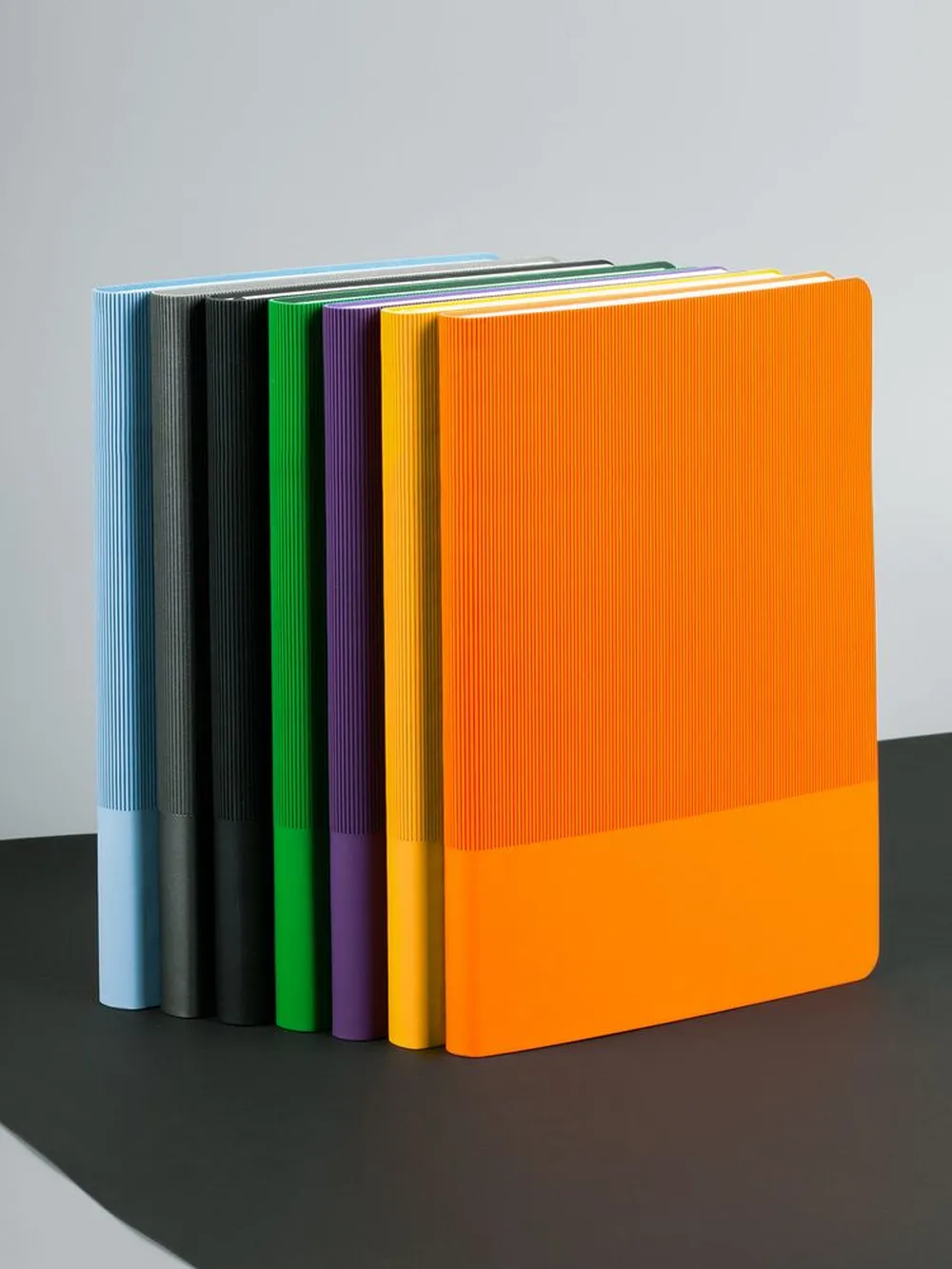 Ежедневник Vale, недатированный, серый заказать онлайн с вашим дизайном на заказ в Москве и области