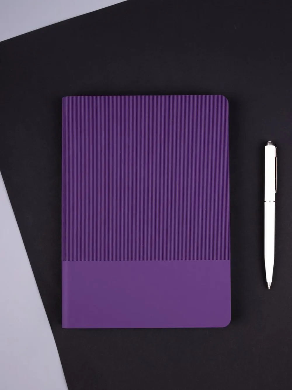 Ежедневник Vale, недатированный, фиолетовый заказать онлайн с вашим дизайном на заказ в Москве и области