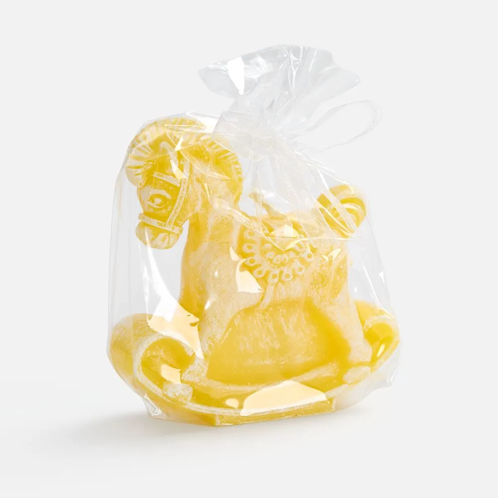 Свеча фигурная «Лошадка-качалка», желтая заказать онлайн с вашим дизайном на заказ в Москве и области