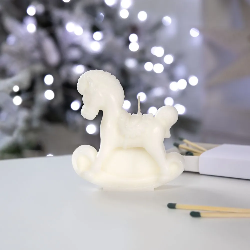 Свеча фигурная «Лошадка-качалка», белая заказать онлайн с вашим дизайном на заказ в Москве и области