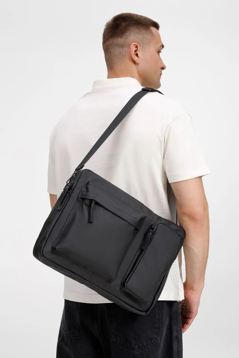 Сумка для ноутбука Traffic, черная заказать онлайн с вашим дизайном на заказ в Москве и области