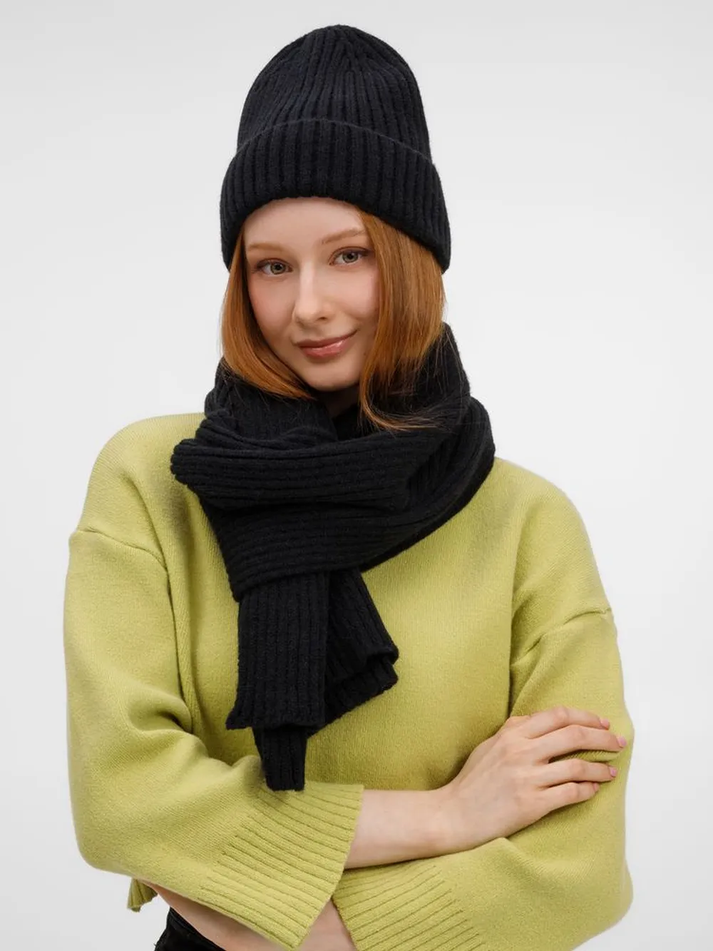 Шапка Laconi, черная заказать онлайн с вашим дизайном на заказ в Москве и области