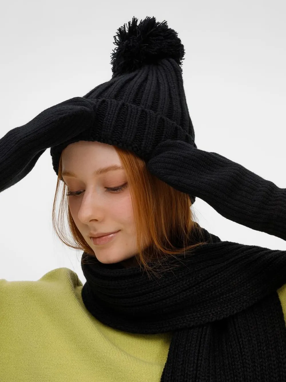 Шарф HappyGo, черный заказать онлайн с вашим дизайном на заказ в Москве и области