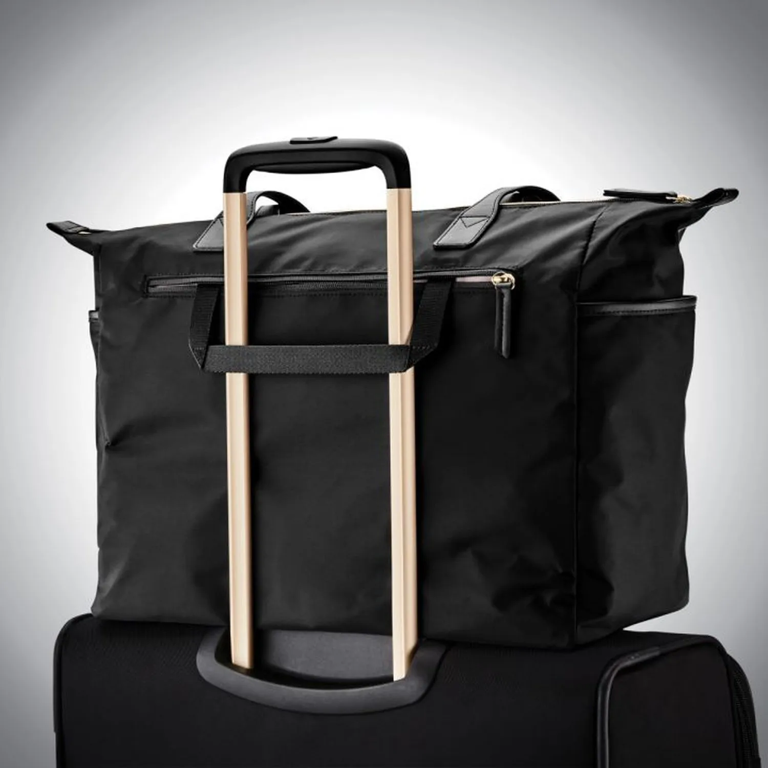 Дорожная сумка для ноутбука Deluxe Carryall заказать онлайн с вашим дизайном на заказ в Москве и области