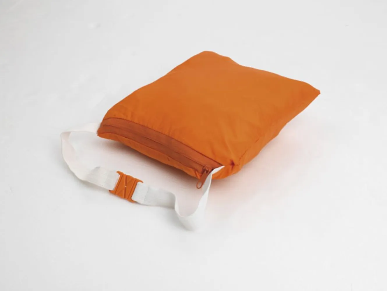 Ветровка детская Surf Kids, красная, на рост 106-116 см (6 лет) заказать онлайн с вашим дизайном на заказ в Москве и области