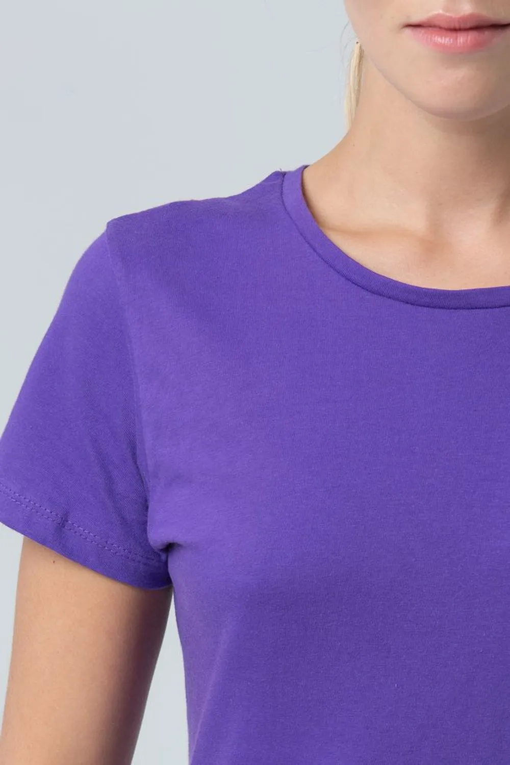 Футболка женская Miss 150 темно-фиолетовая, размер L заказать онлайн с вашим дизайном на заказ в Москве и области