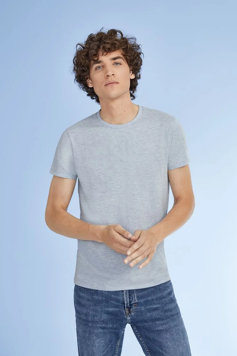 Футболка мужская приталенная Regent Fit 150, серый меланж, размер S заказать онлайн с вашим дизайном на заказ в Москве и области