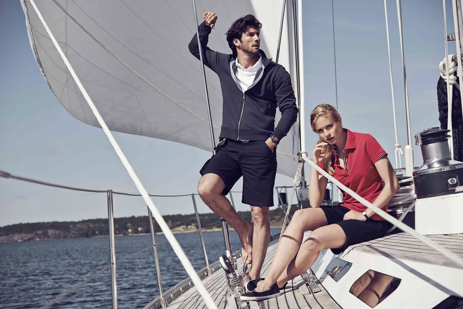 Рубашка поло мужская Avon, белая заказать онлайн с вашим дизайном на заказ в Москве и области