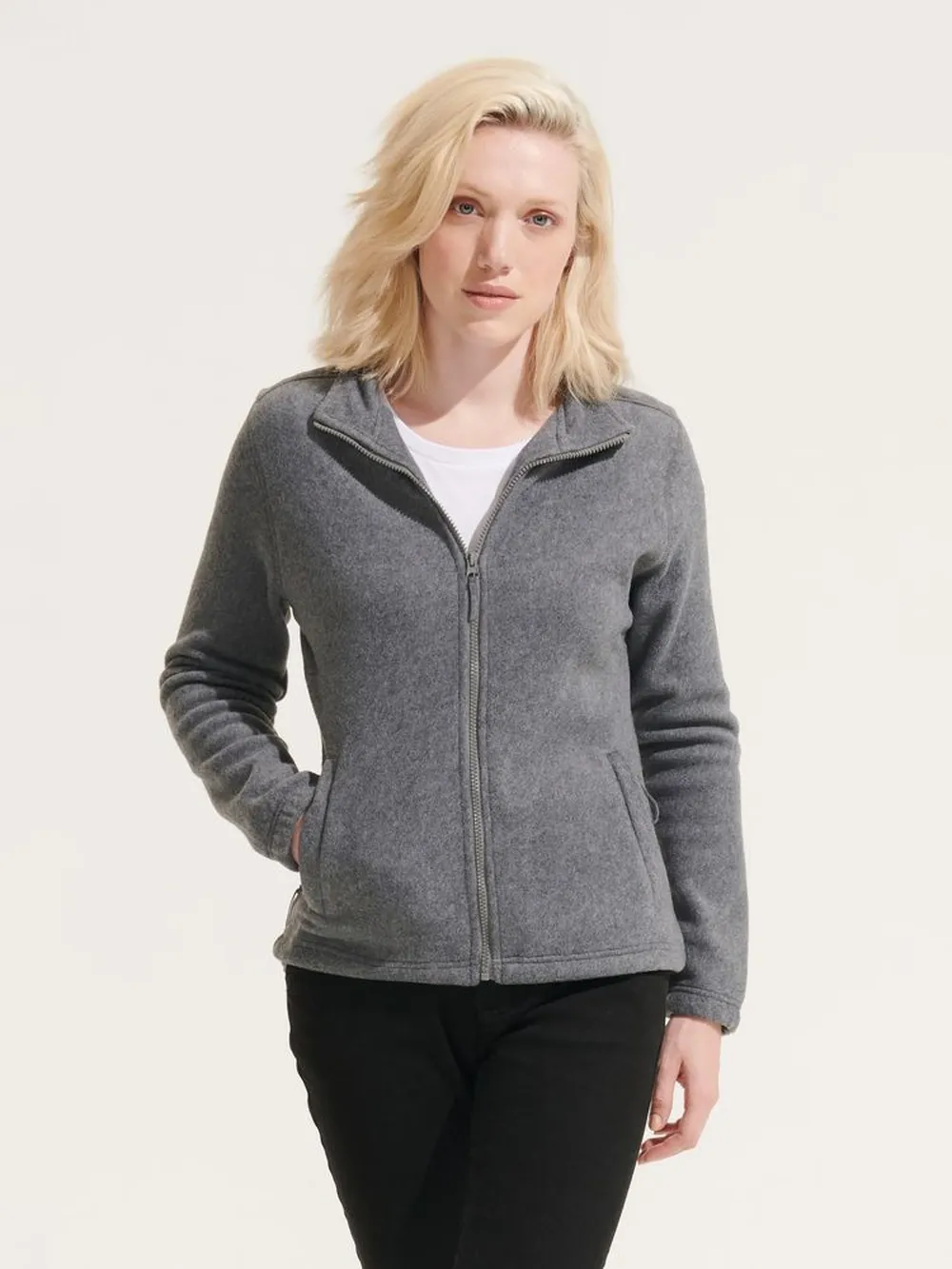 Куртка женская North Women угольно-серая, размер L заказать онлайн с вашим дизайном на заказ в Москве и области