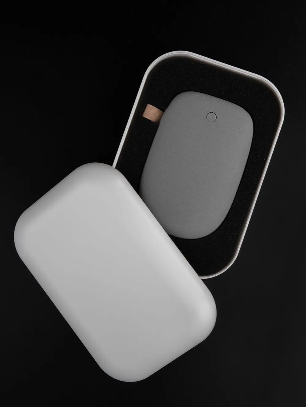 Внешний аккумулятор Pebble 7800 мАч, серый заказать онлайн с вашим дизайном на заказ в Москве и области