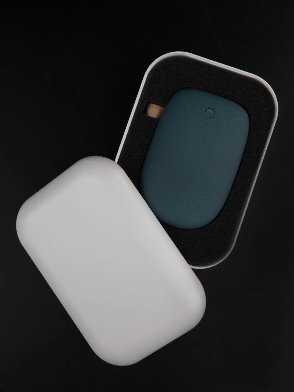 Внешний аккумулятор Pebble 7800 мАч, серо-синий заказать онлайн с вашим дизайном на заказ в Москве и области