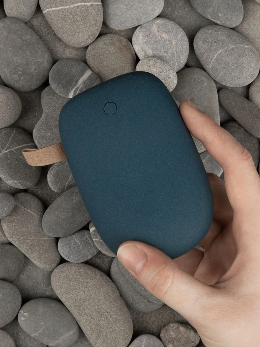 Внешний аккумулятор Pebble 7800 мАч, серо-синий заказать онлайн с вашим дизайном на заказ в Москве и области
