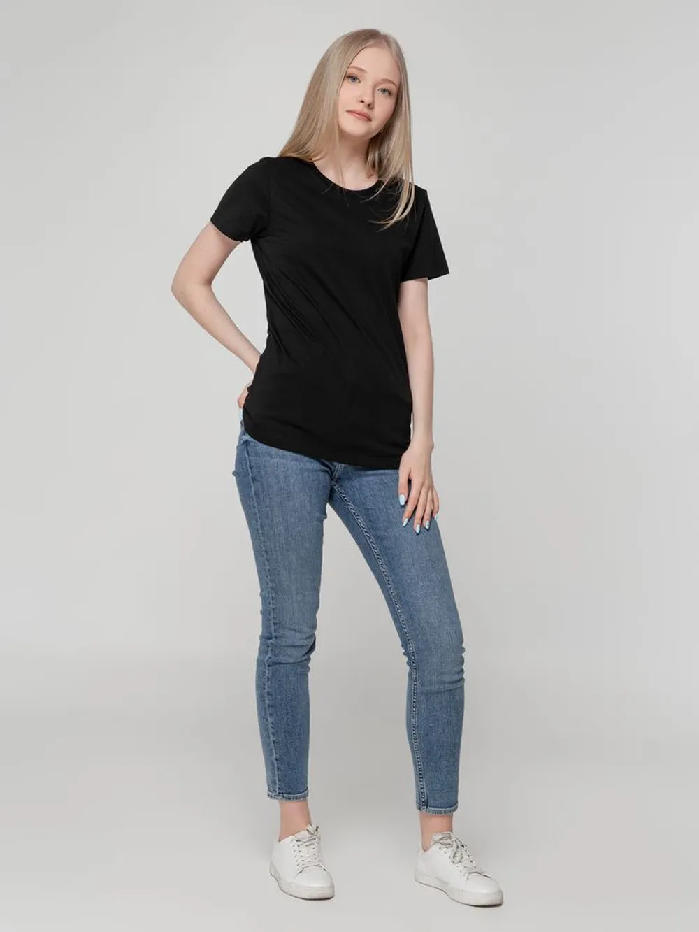 Футболка женская T-bolka Lady, черная, размер M заказать онлайн с вашим дизайном на заказ в Москве и области