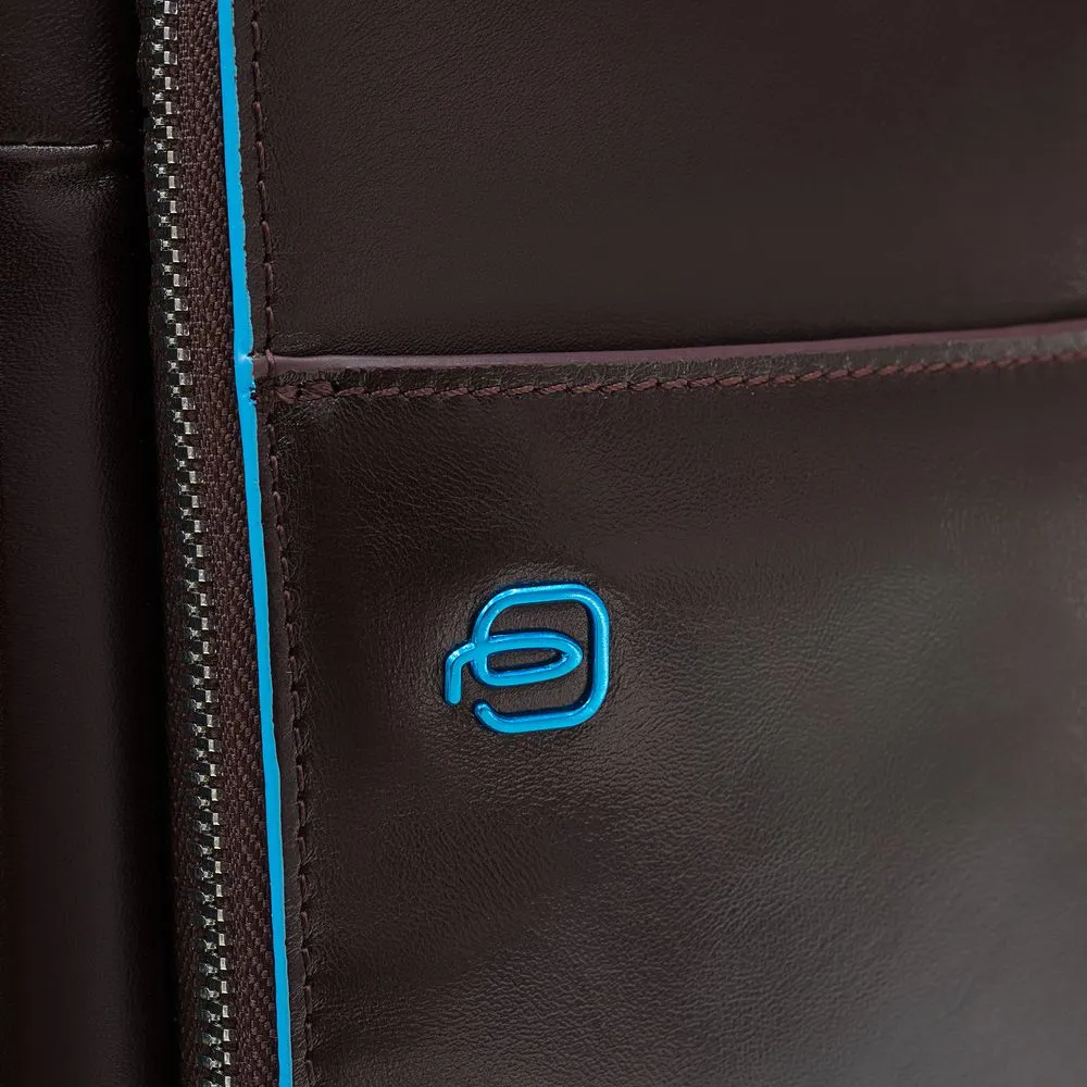 Сумка мужская для ноутбука Piquadro Blue Square, коричневая заказать онлайн с вашим дизайном на заказ в Москве и области