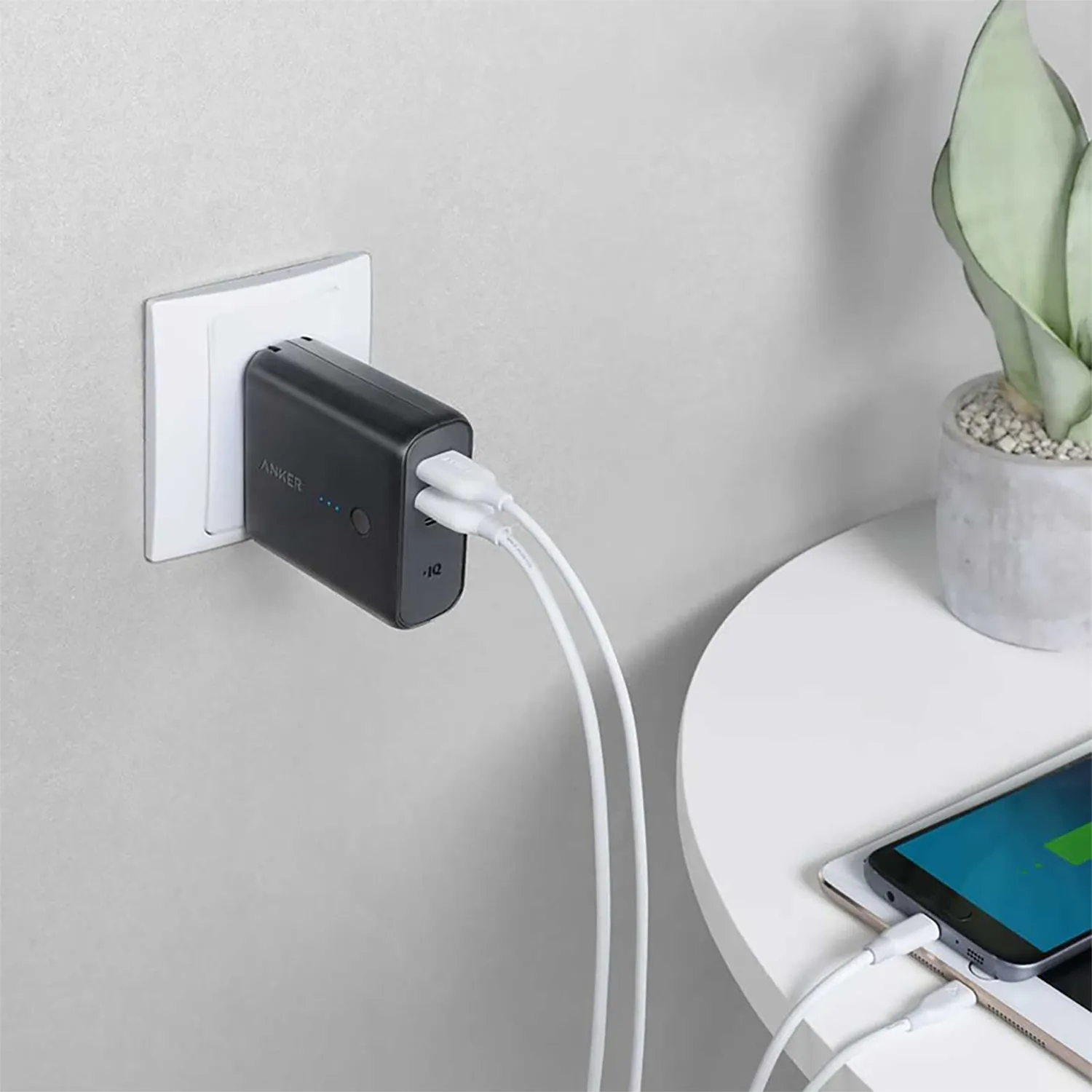 Сетевой зарядное устройство PowerCore с батареей заказать онлайн с вашим дизайном на заказ в Москве и области