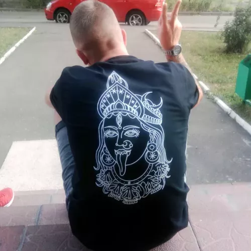 Футболки с любым рисунком и для вас на заказ в Москве, области, да где угодно!