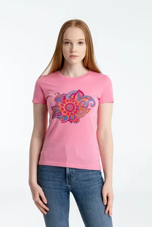 Футболка женская «Узор», розовая заказать онлайн со своим дизайном в РПК КБ с доставкой и скидками