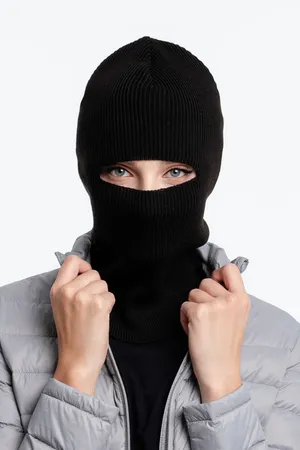 Шапка-балаклава Helma, черная заказать онлайн со своим дизайном в РПК КБ с доставкой и скидками