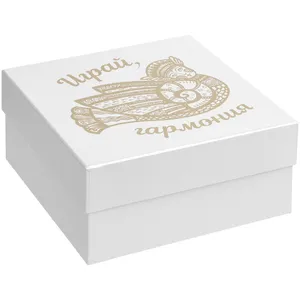 Коробка «Играй гармония», с золотистым принтом заказать онлайн со своим дизайном в РПК КБ с доставкой и скидками