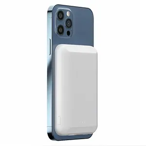 Магнитный беспроводной аккумулятор Magback 5000 мАч, белый заказать онлайн со своим дизайном в РПК КБ с доставкой и скидками