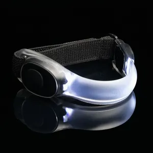 Фонарик — маячок безопасности Forrest Run, черный заказать онлайн со своим дизайном в РПК КБ с доставкой и скидками