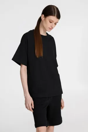 Футболка унисекс оверсайз T3, черная заказать онлайн со своим дизайном в РПК КБ с доставкой и скидками