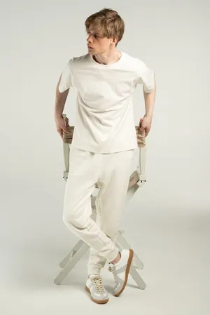 Футболка унисекс оверсайз T3, молочно-белая заказать онлайн со своим дизайном в РПК КБ с доставкой и скидками